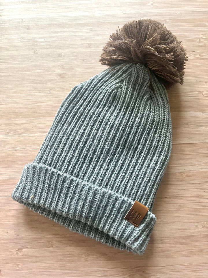 Tuque à pompon en tricot doublée en polar [SS26] [Bébé]