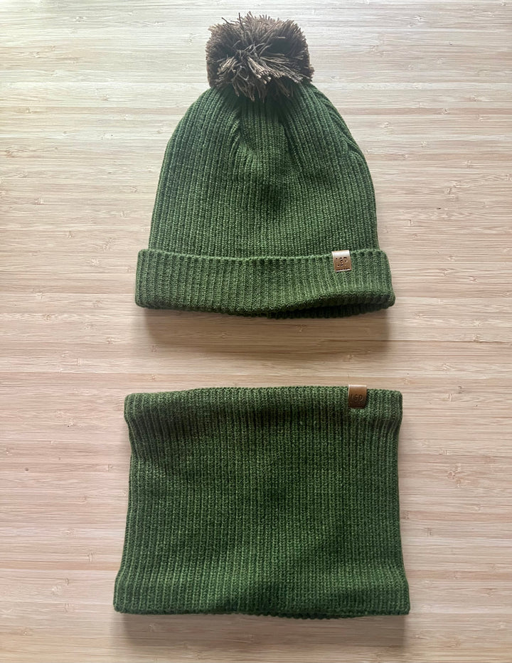 Tuque à pompon en tricot doublée en polar [SS26] [Junior/Adulte]