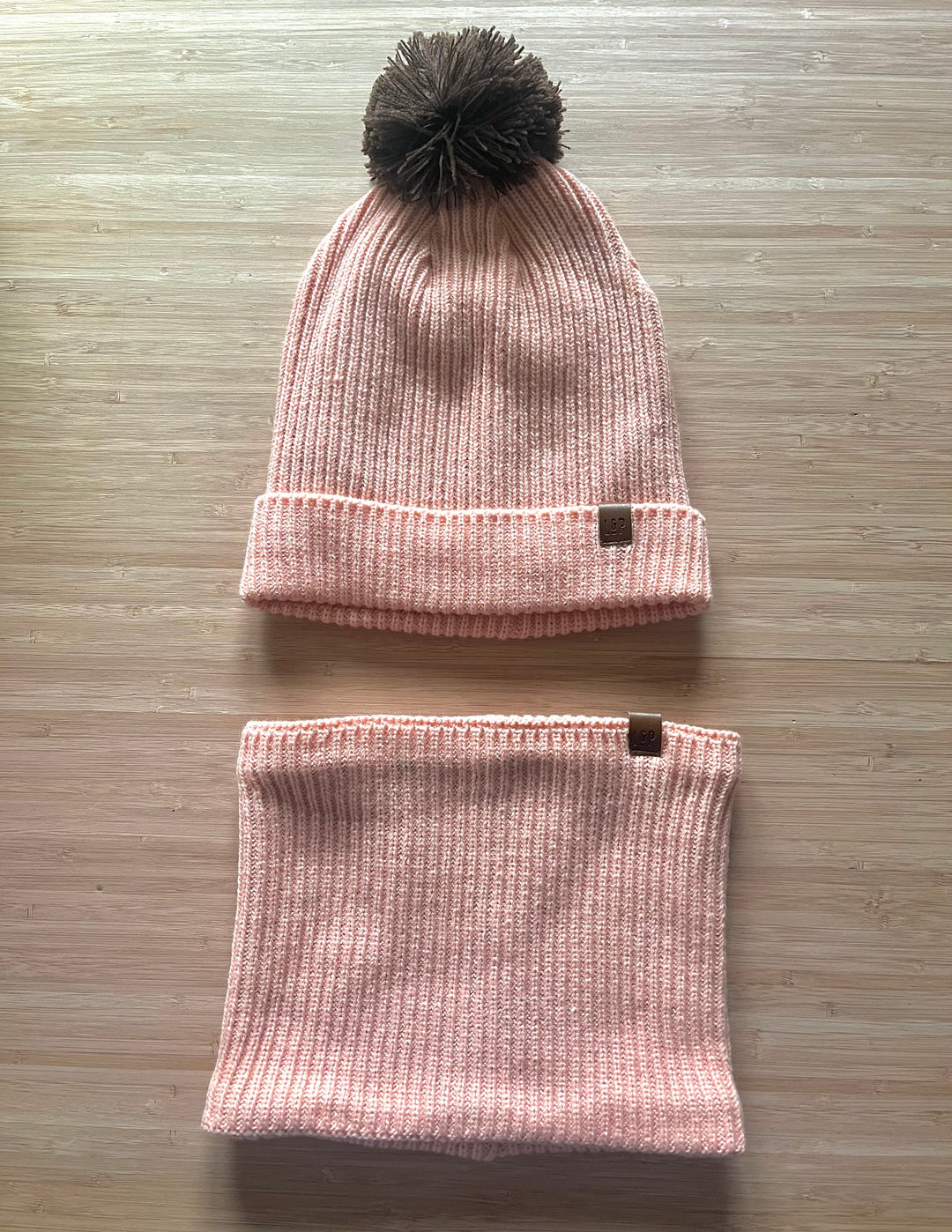 Tuque à pompon en tricot doublée en polar [SS26] [Junior/Adulte]