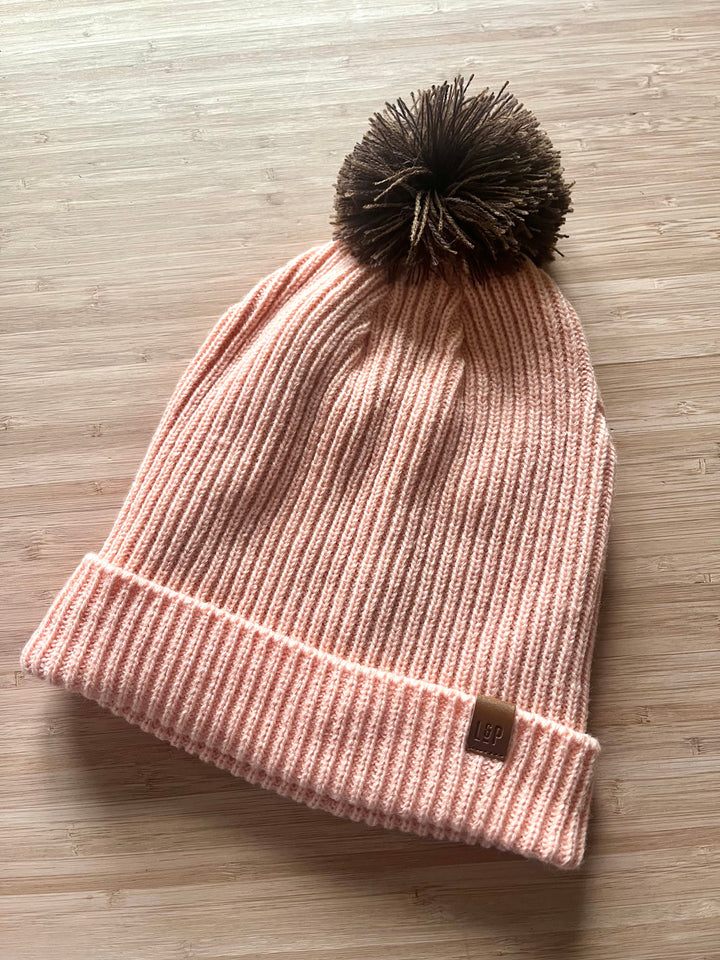 Tuque à pompon en tricot doublée en polar [SS26] [Junior/Adulte]