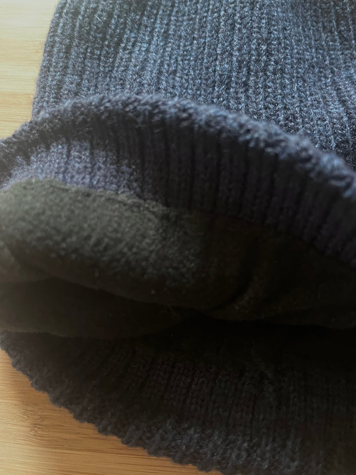 Tuque à pompon en tricot doublée en polar [SS26] [Junior/Adulte]
