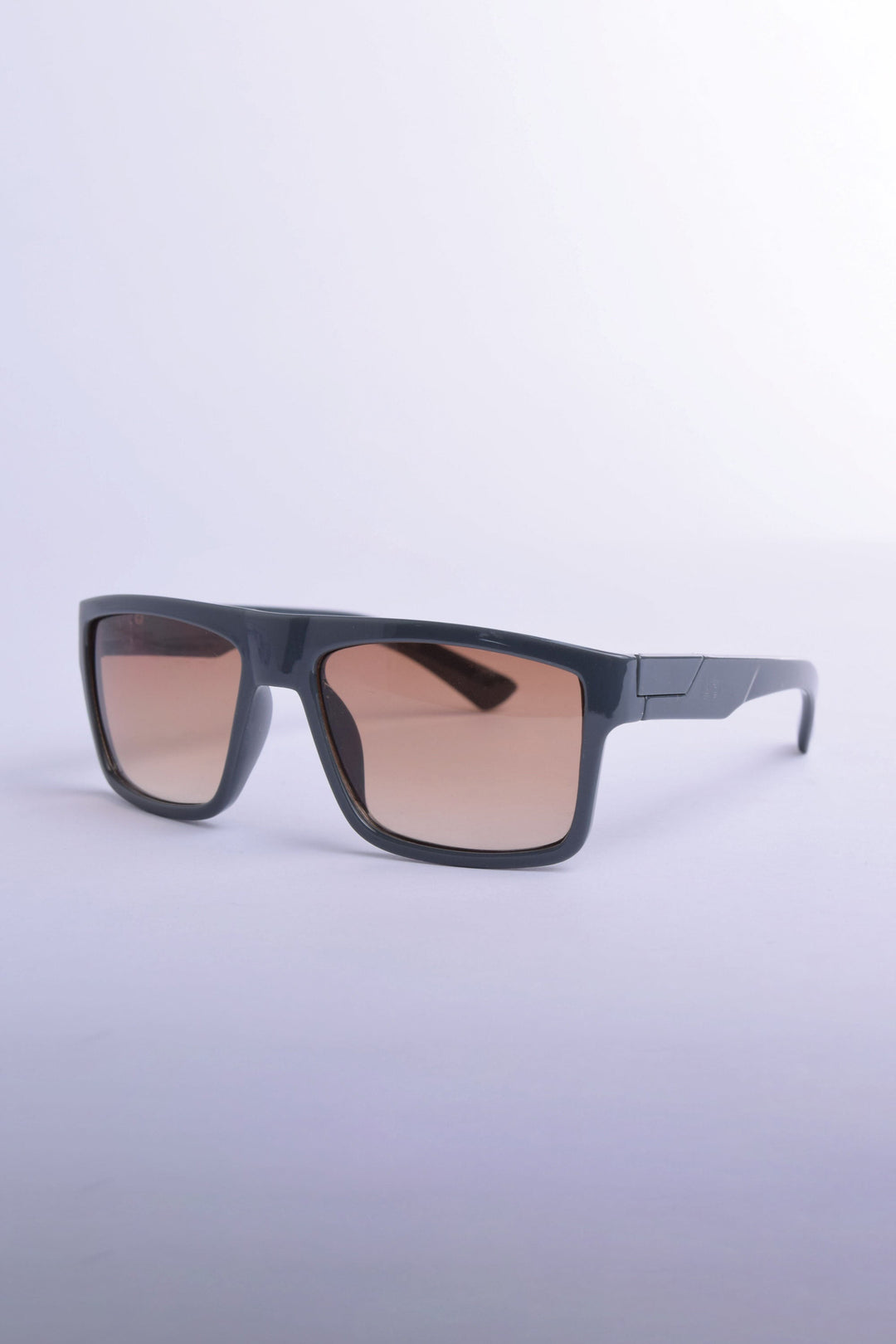 Sunglasses with polarized lenses [Pheonix] – LP Apparel